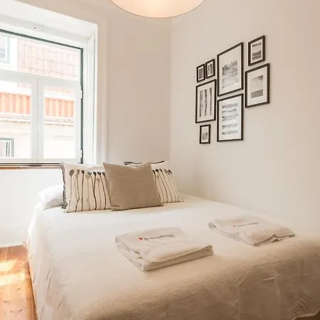 Sunlit Two-bedroom Retreat In Apartment